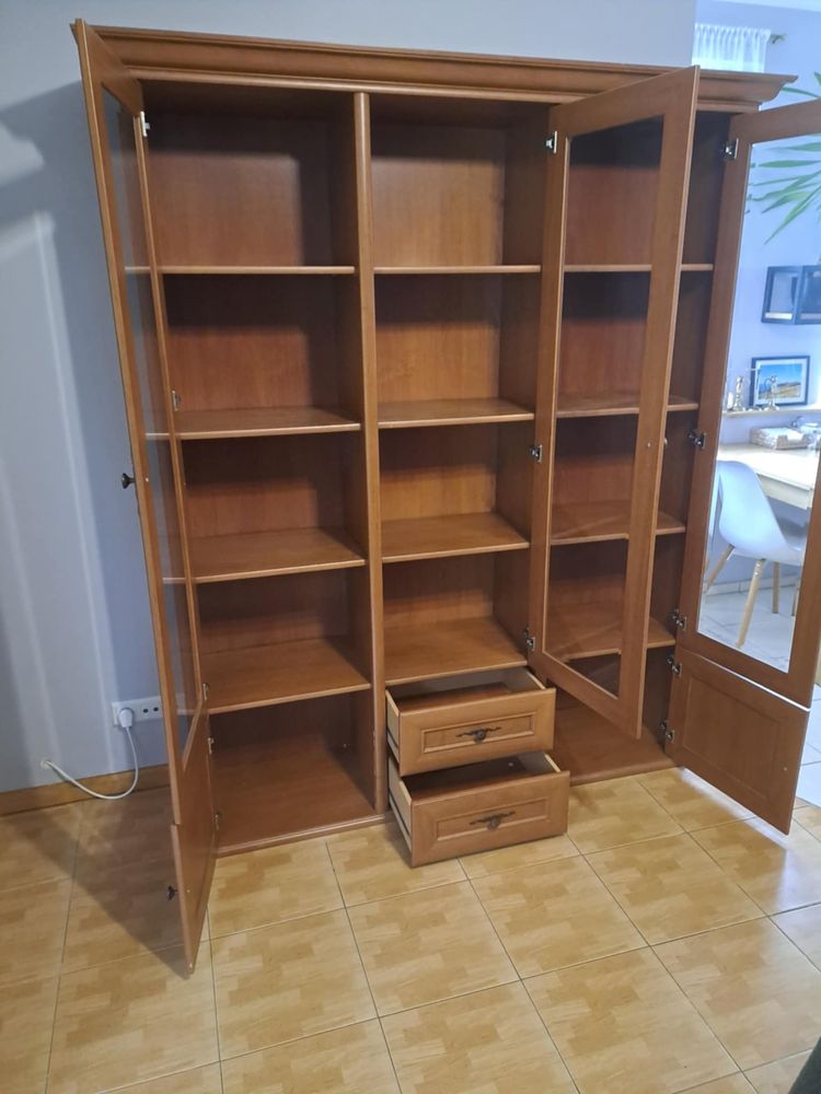 Witryna do salonu