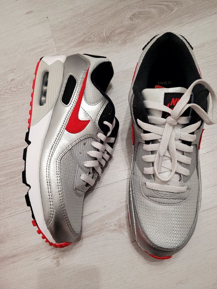 Кроссовки NIKE AIR MAX 90 Icons "Silver Bullet" нові