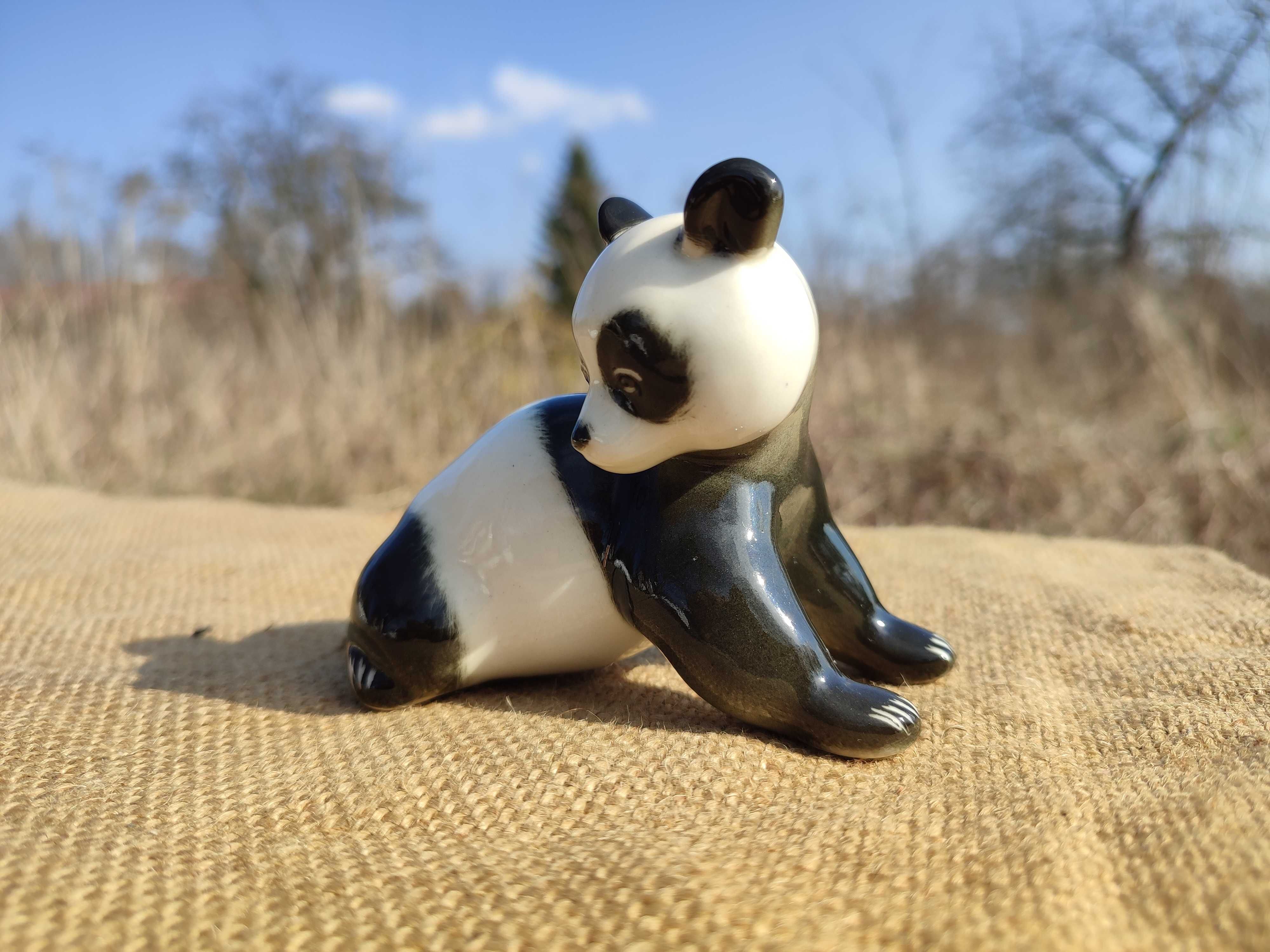 Porcelanowa figurka miś panda  Łomonosow.