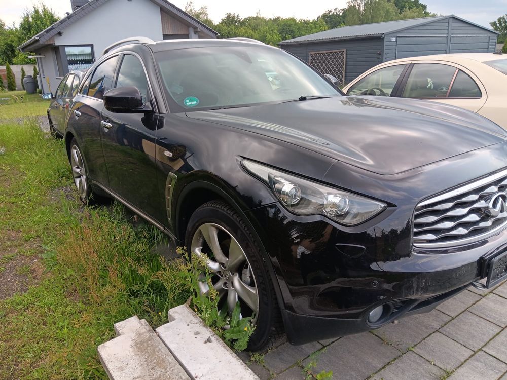 infiniti FX3.0d S panorama radar 360 full opcja z niemiec