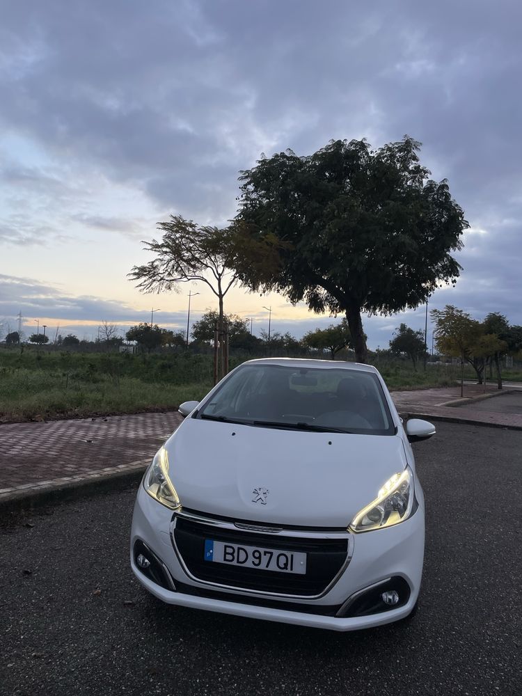 Peugeot 208 1.6 BlueHDi Active