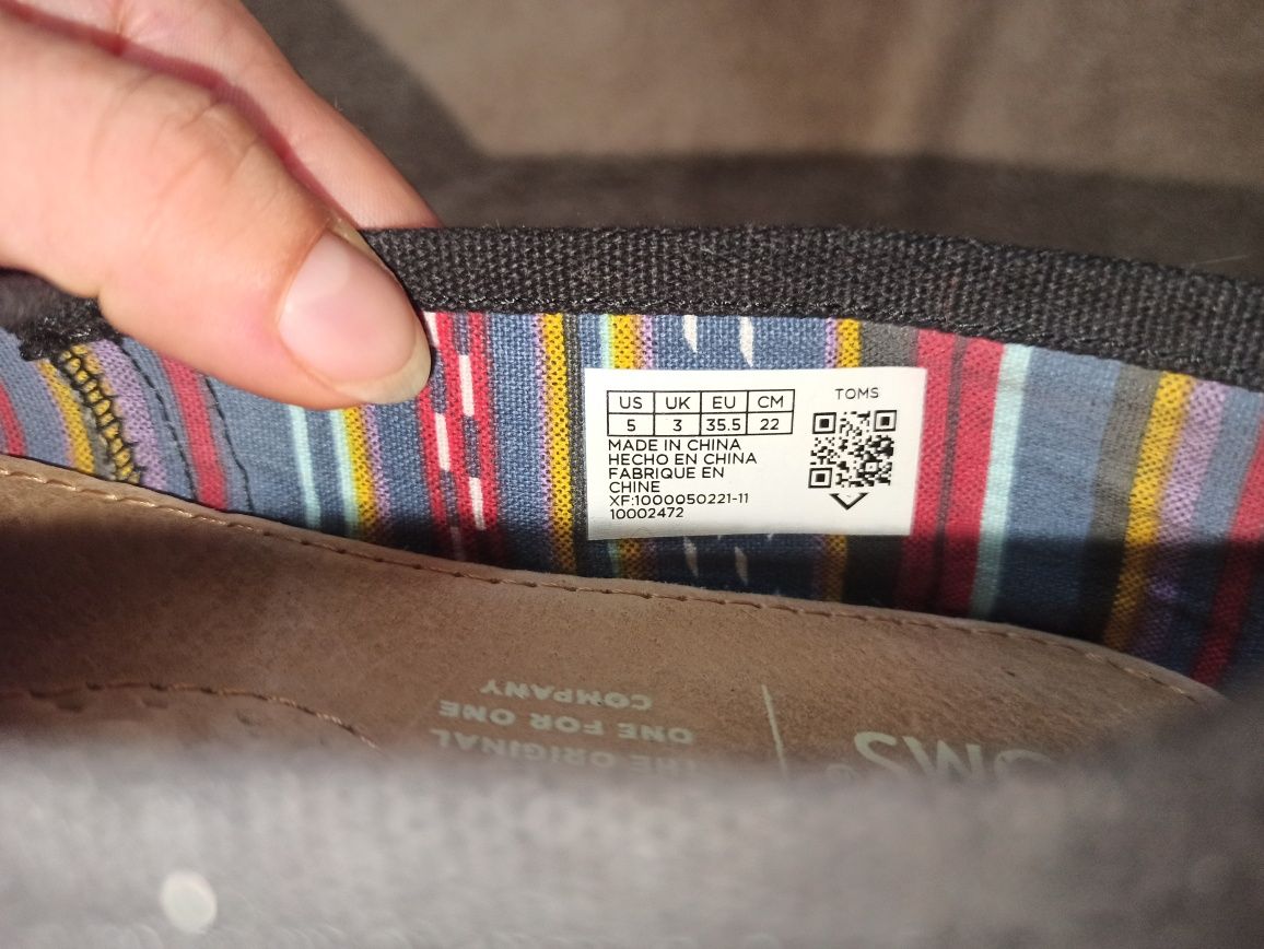 Еспадрільї Toms чорного кольору