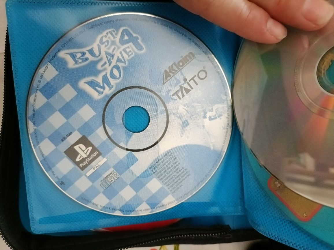 Vendo jogos PS1 e PC