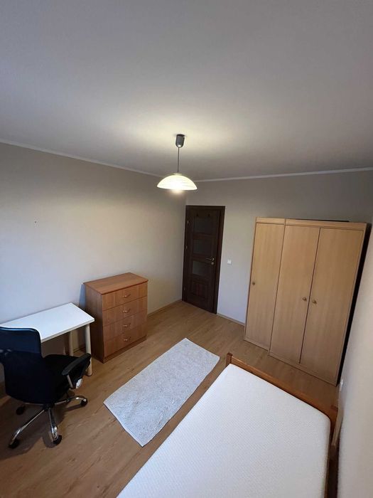 Pokój dostępny od zaraz przy metrze Bemowo. 1650zl all in.