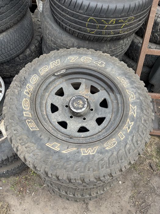 maxxis bighorn 764 265 70 r16