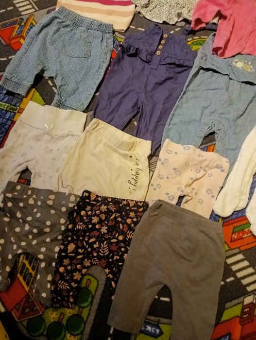 Zestaw ubrań dla dziewczynki rozmiar 62