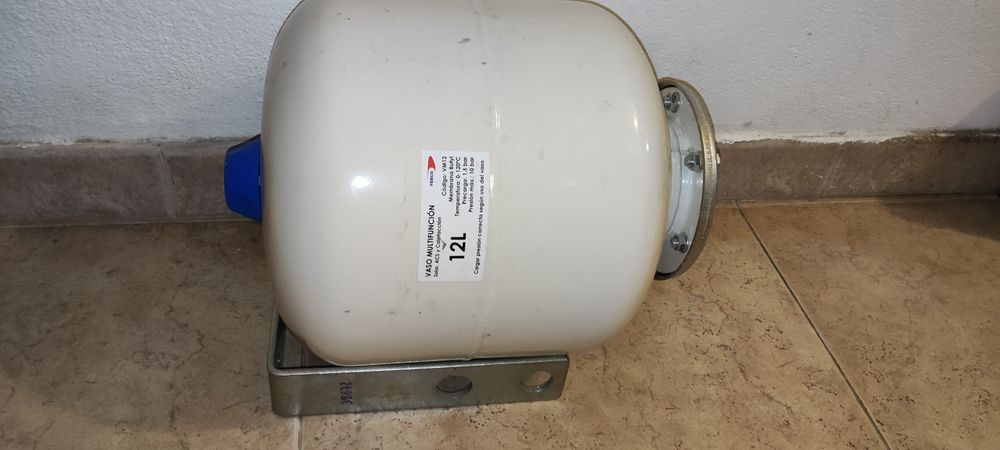 Vaso de expansão de 12 litros