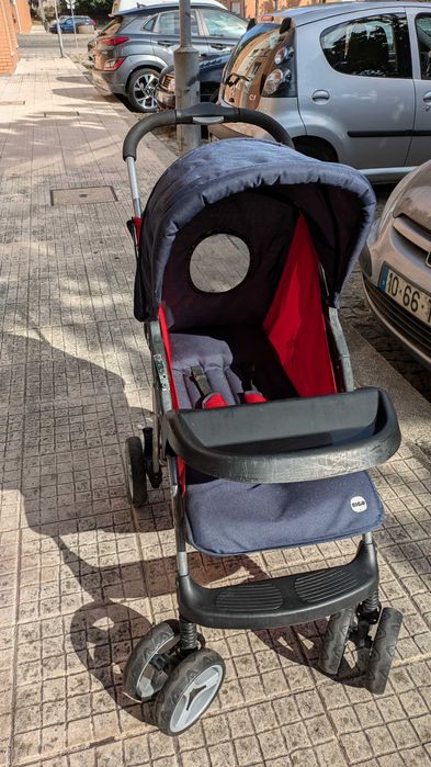 como novos +3 carrinhos d bebe com novos em bom estado