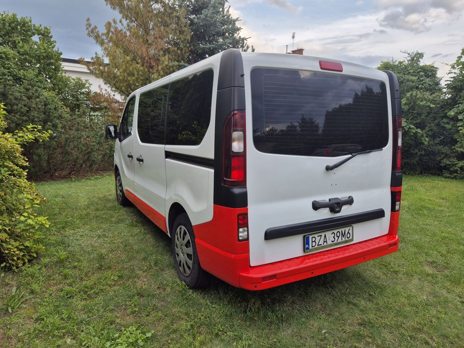 Wynajem Busa 9 osób. Wesela  Podstawiany, FV 23%, Również z kierowcą.