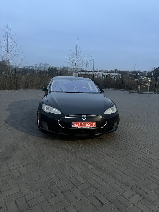 Tesla s 2015 70D
