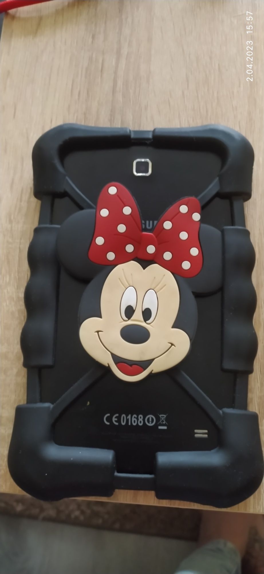 Etui silikonowe minnie tablet oraz szkło hartowane Galaxy Tab 4.