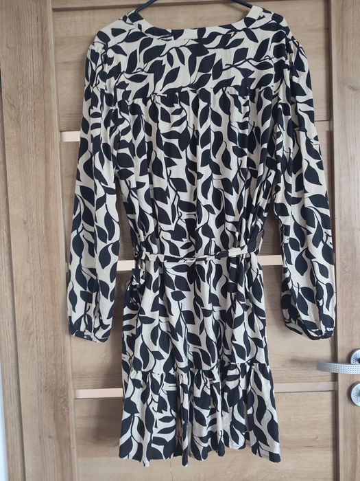 Sukienka z długim rękawem XL