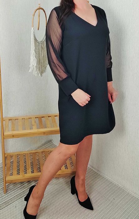 NOWA elegancka prosta czarna sukienka rozm 48