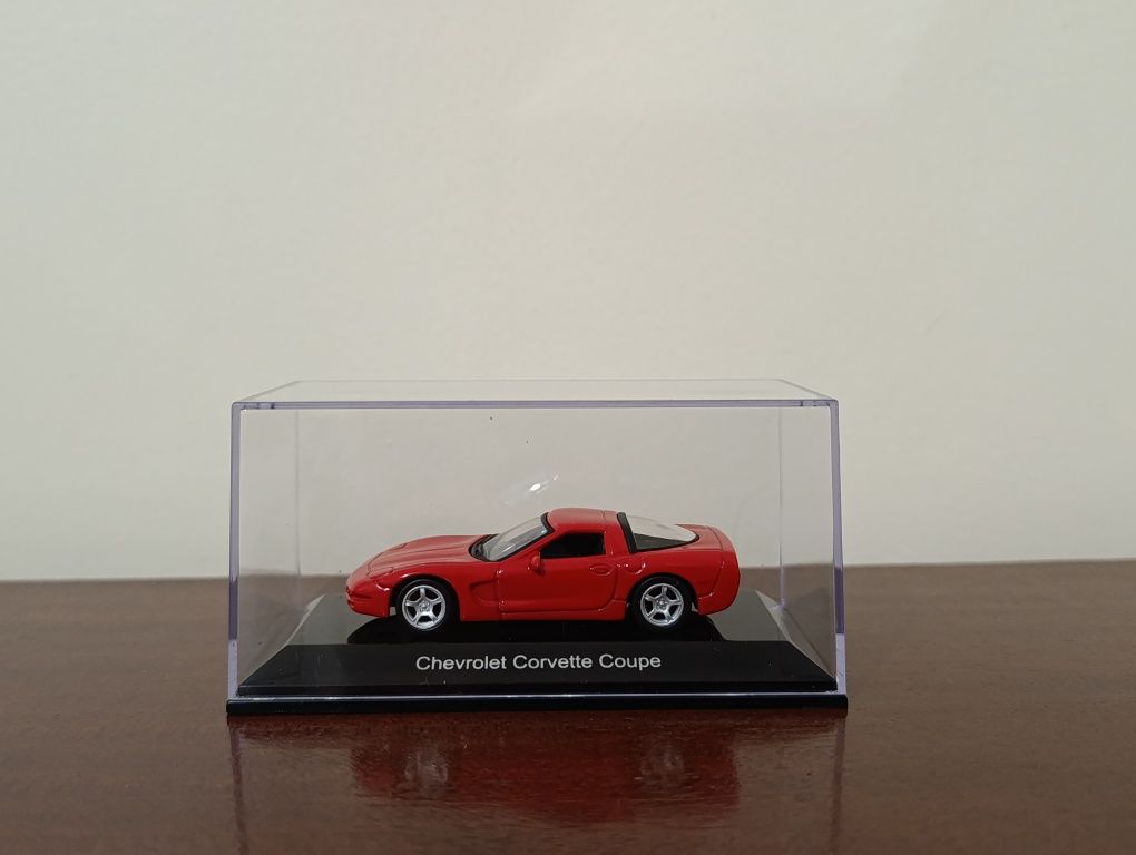 Chevrolet Corvette C5 Coupé 1/64