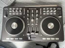 Controladora DJ Numark Mixtrack Pro