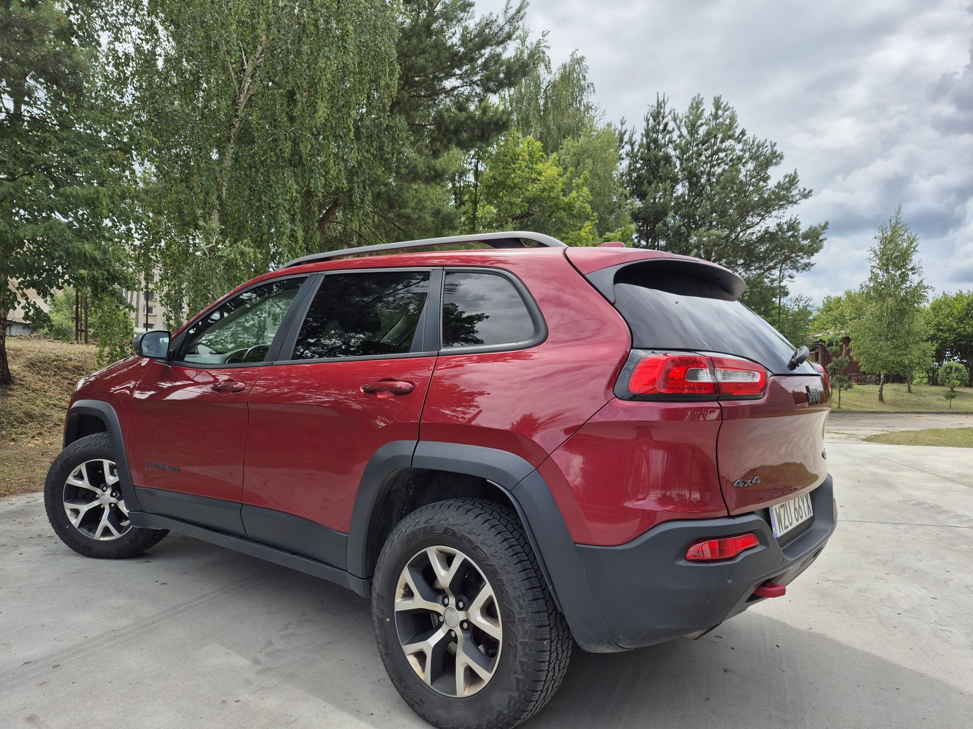 Jeep Cherokee trail hawk