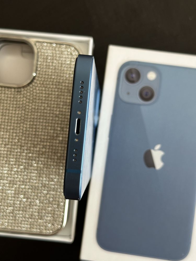IPhone 13 Blue 128 gb