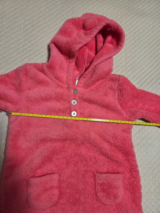 Bluza polarowa Carter’s z kapturek dziewczęca r. 24m.