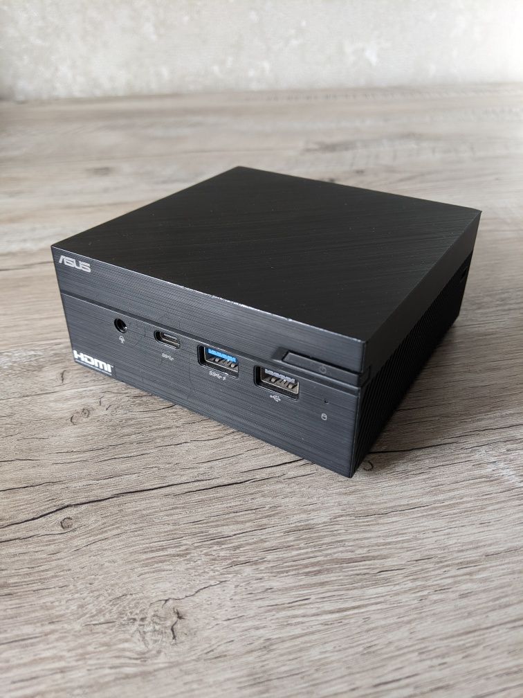 Міні-ПК ASUS pn30
