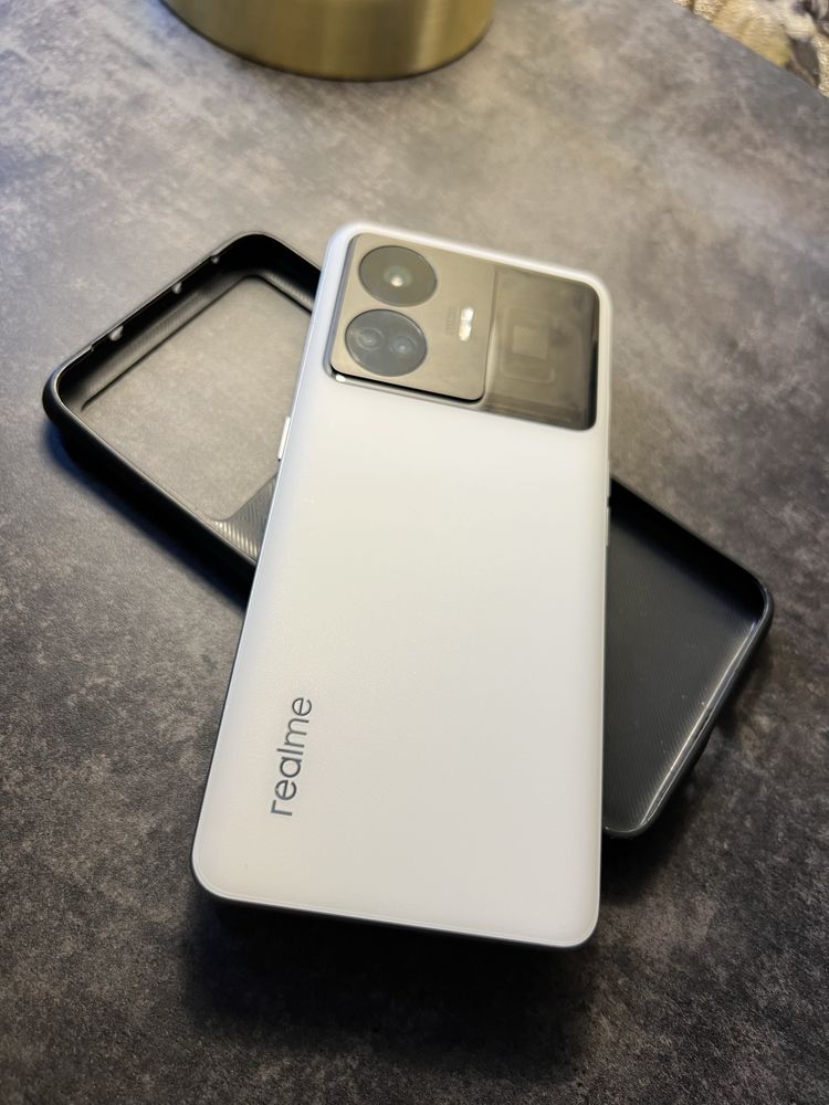 Realmi gt3 240w 16/1TB  топ флагман мощ !
