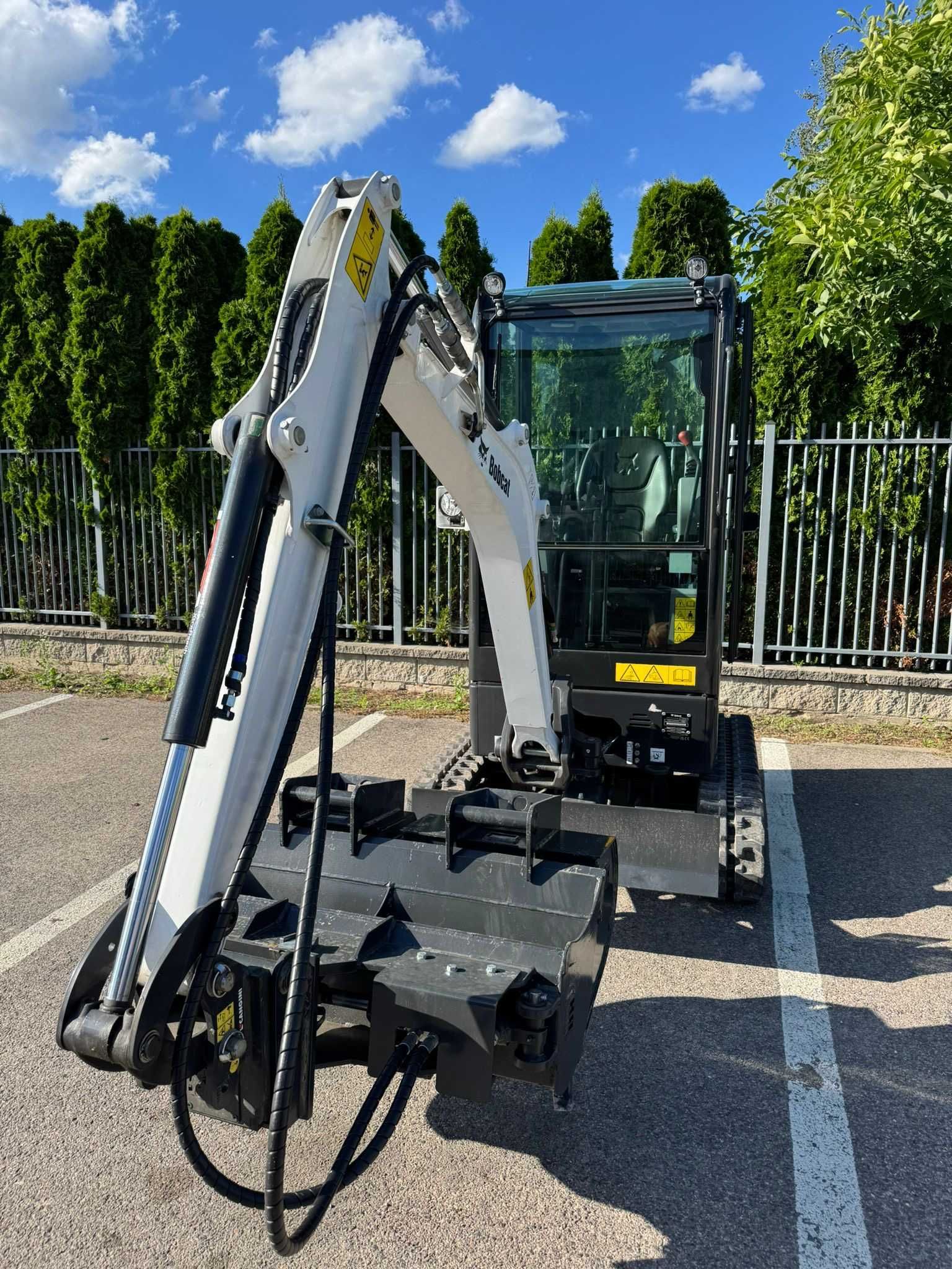 Minikoparka BOBCAT E20z ! 3 Łyżki + Szybkozłącze mechaniczne i inne !