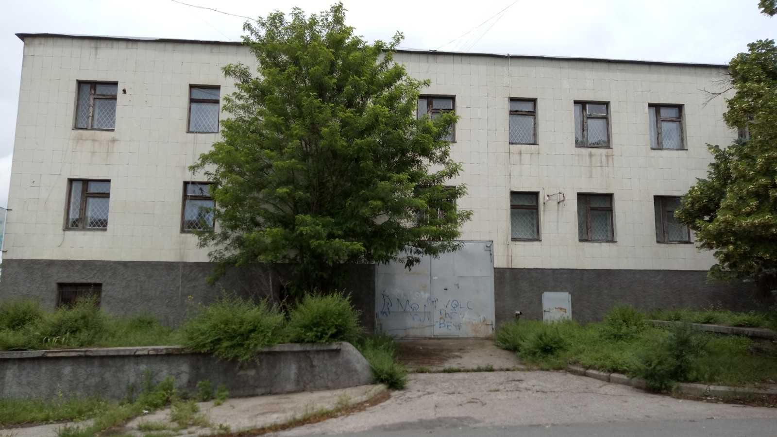 ПРОДАЖ - Адміністративна будівля, площею 1 502,6 кв.м. м. Марганець