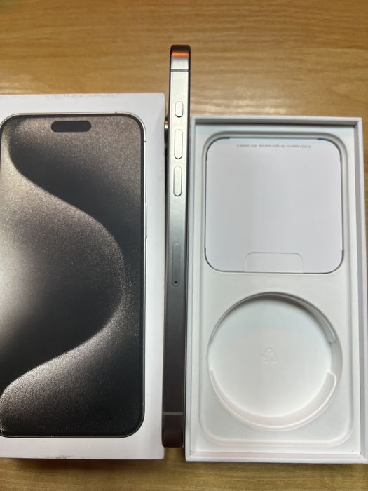 Продам iPhone 15 Pro Max 512Gb AKБ 86%