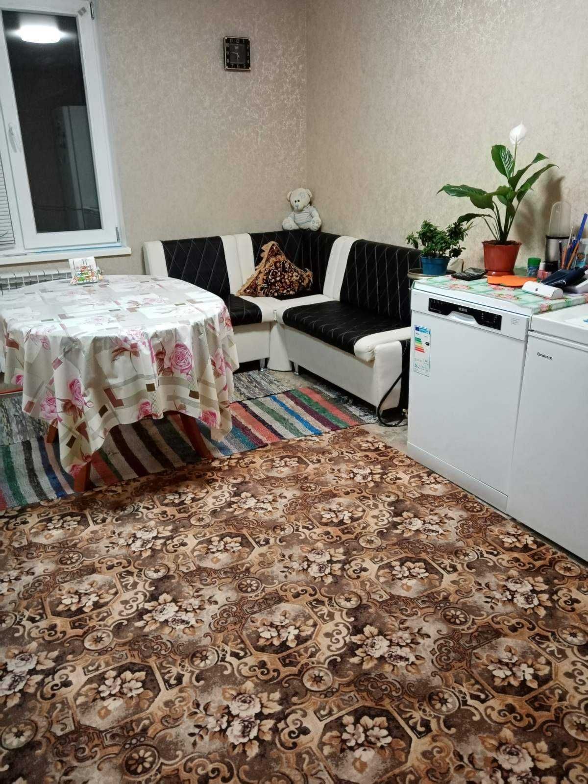 Продается большой дом со всеми удобствами - Беляевка  Майоры
