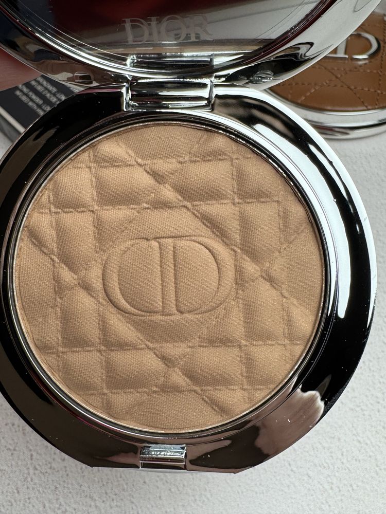 Бронзер Dior Forever Nude 04