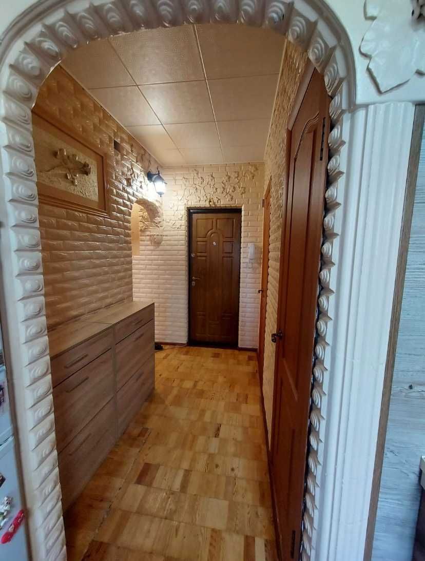 Продам квартиру 73 м.кв  Пономарьова 18! Академмістечно Лавіна. РЕМОНТ