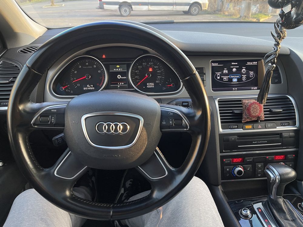 Audi Q7 2014 Бензин