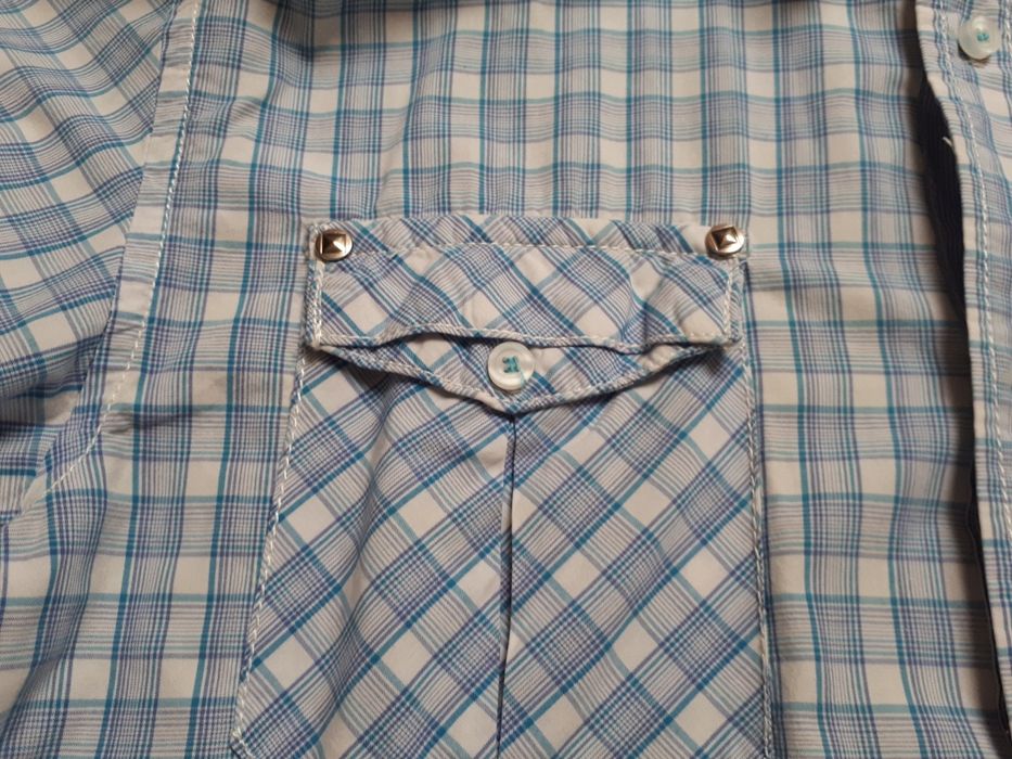 Camisa znos bom estado