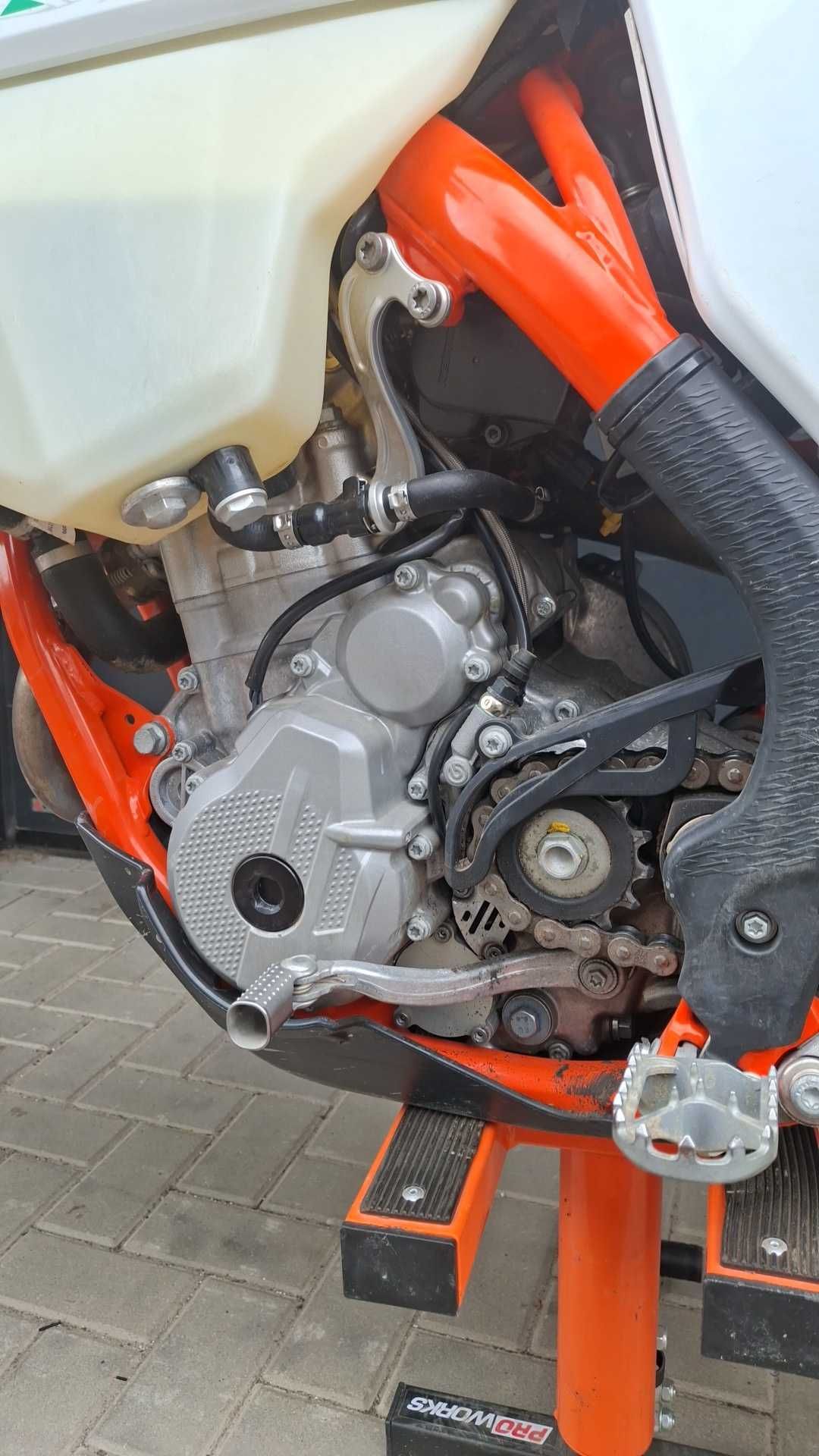 Ktm exc-f 250 six days 2021 rok