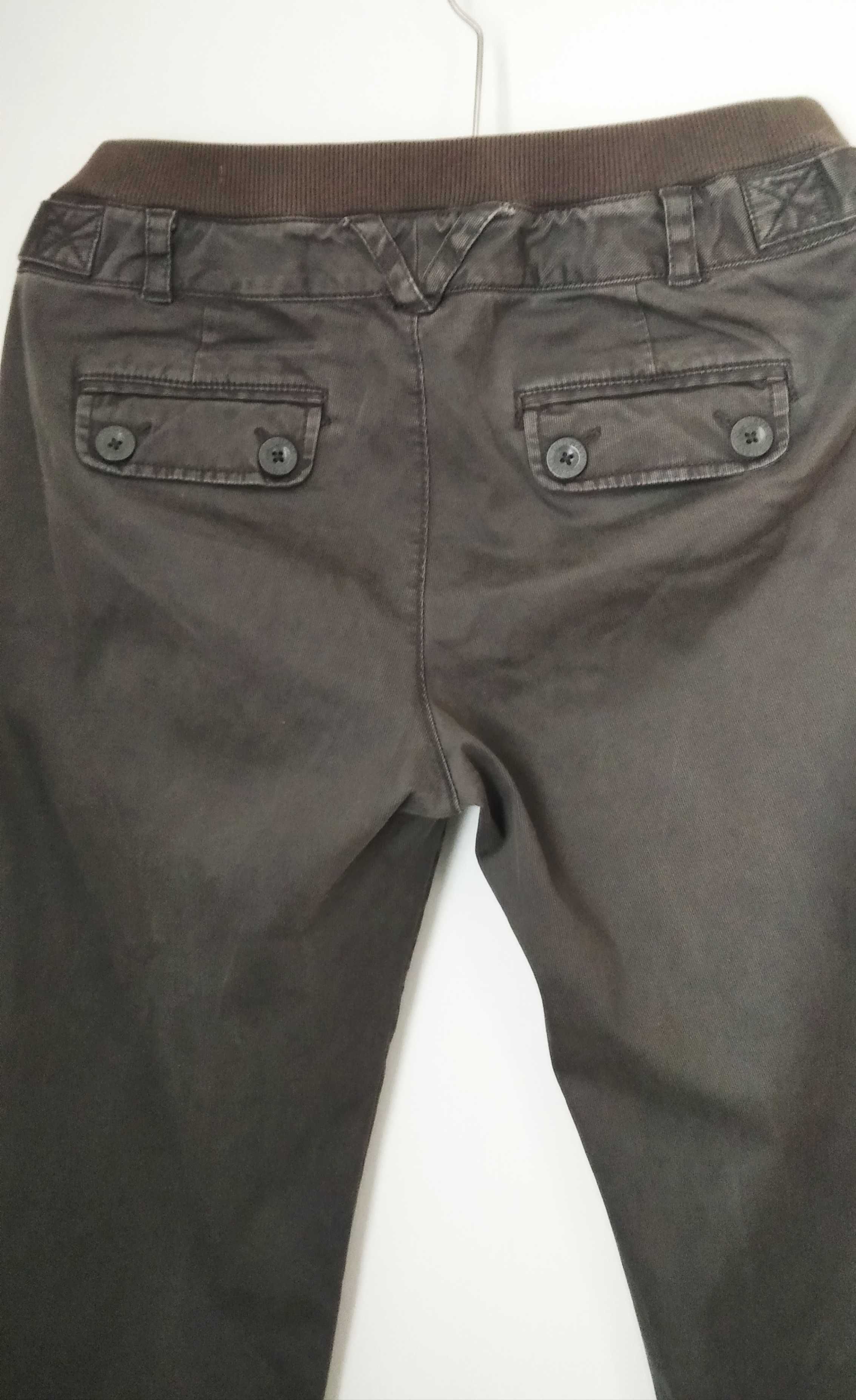 Modne spodnie firmy Old Navy z USA