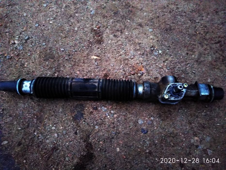 Продам рулєву рєйку на ваз 2110