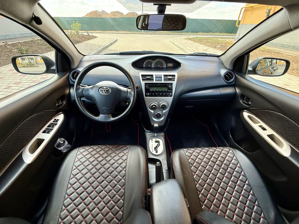 Toyota Yaris 2008г, Полноценный Автомат, 1,5 двигатель.