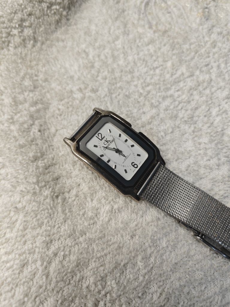 Relógio senhora Calvin Klein prateado bracelete malha
