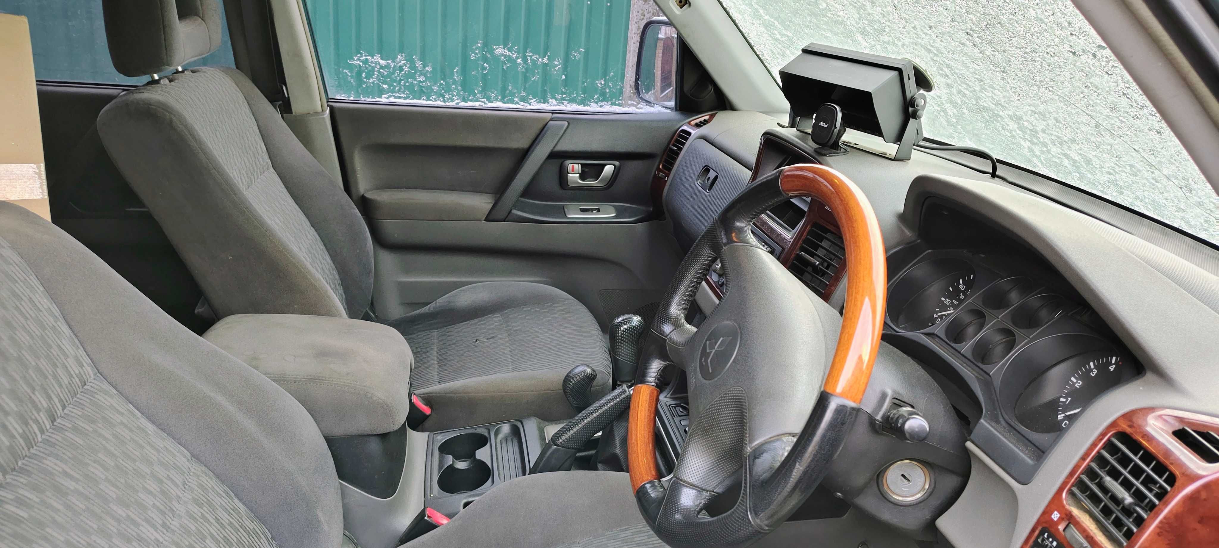 Mitsubishi Pajero Wagon