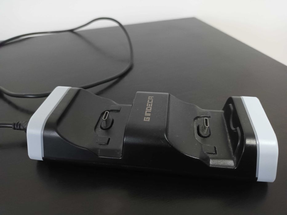 Multi-carregador G INDECA Duplo PS5/SWITCH/XBOX S - Usado e Funcional