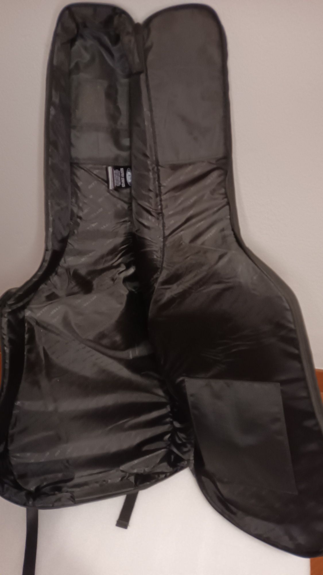 Guitarra Clássica de Criança Gianinni Preta + Mala