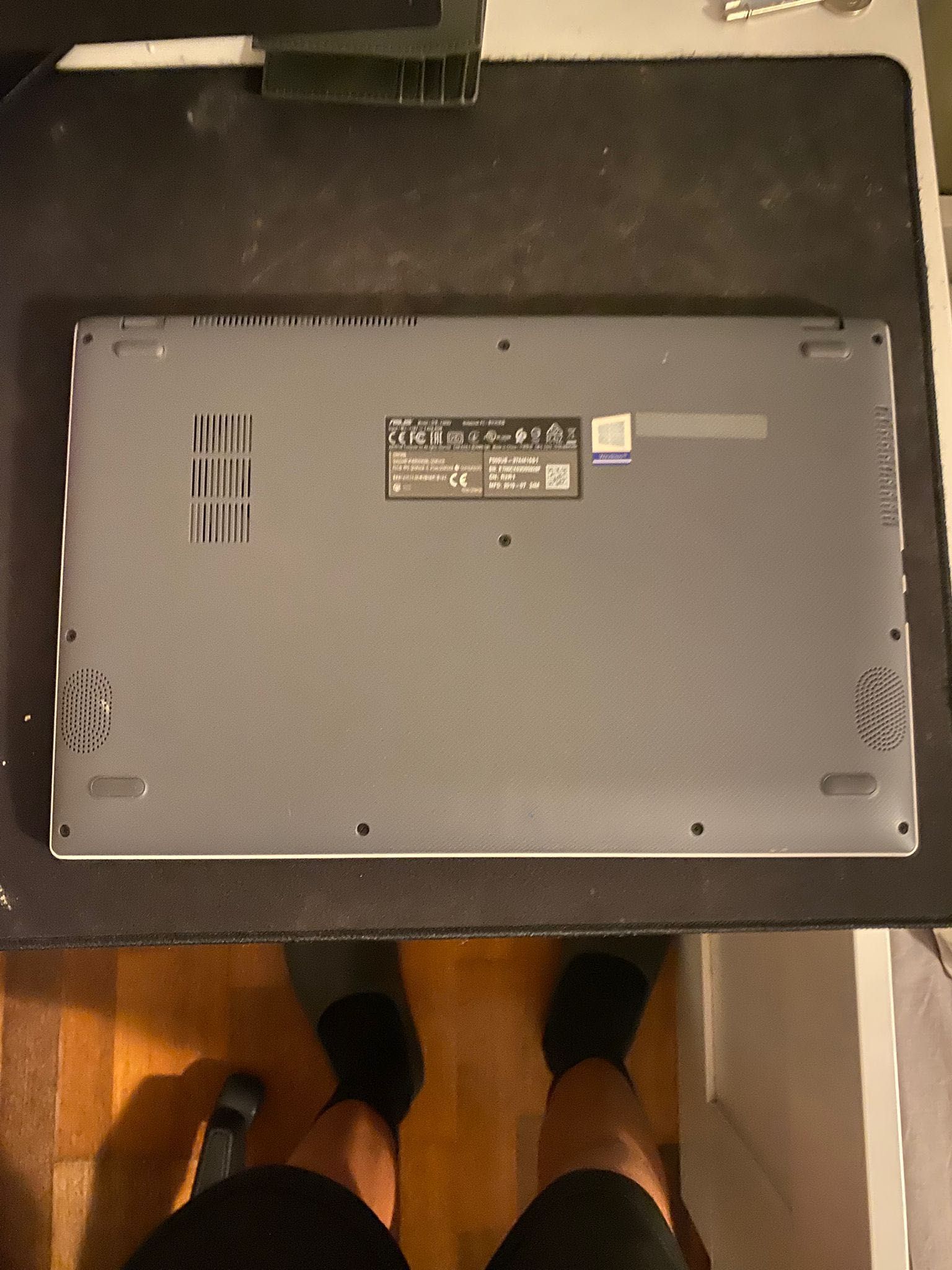 Asus vivobook 15