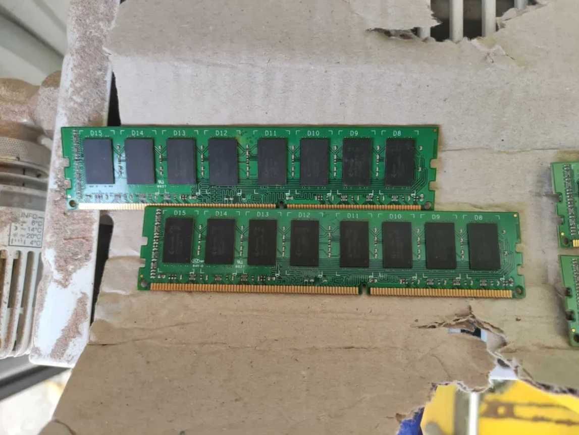 Pamięć RAM 2 x 1 GB | GOODRAM DDR3 PC3 - 10600 DIMM