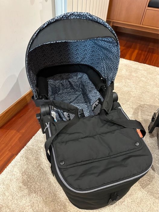 Trio Concord com base isofix cor preta