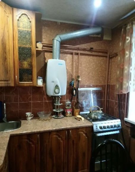 Продається 2к квартира. Гришина 11, м. Тростянець.