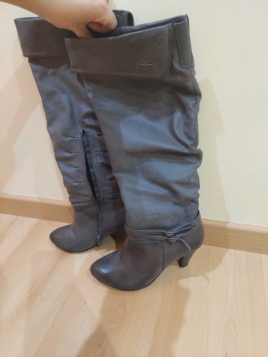 Botas mulher cano alto