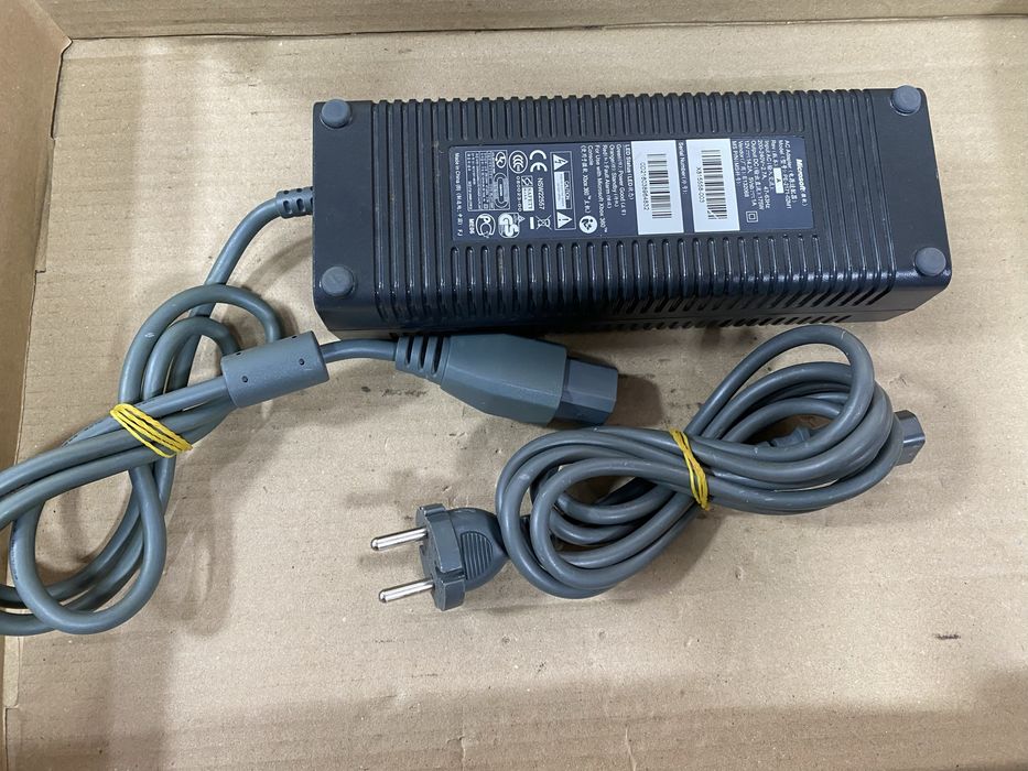 Блок питания Xbox 360 “Microsoft PE-2171-02M1”