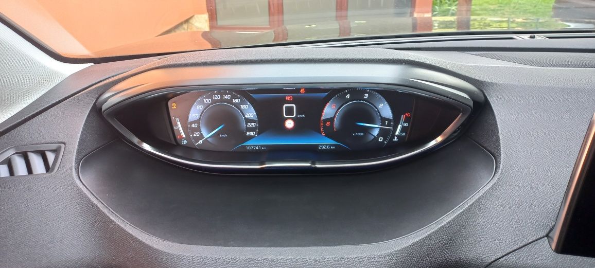 Peugeot 3008 1.5 BlueHDI. 130cv