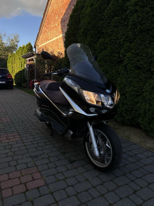 Piaggio x10 125cm
