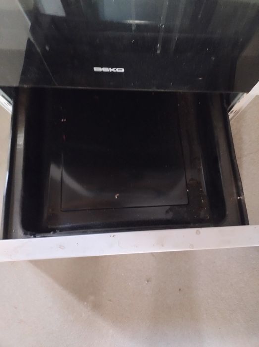 Kuchenka Beko biała