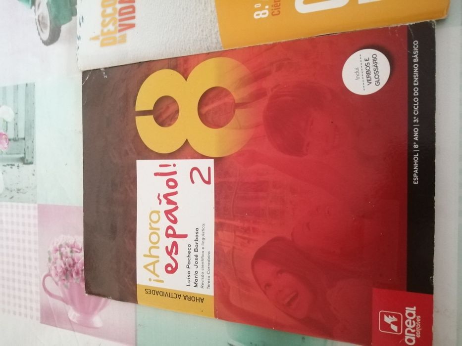 Cadernos de atividades 8*ano USADOS